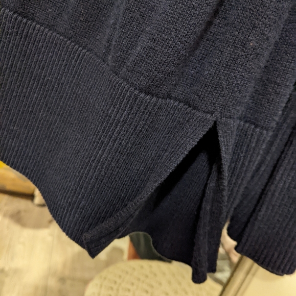 Cardigan - Picture 4 of 4